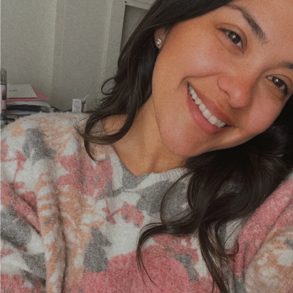 Meet your Posher, Adriana